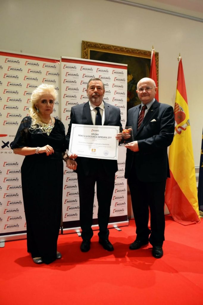 Entrega premio excelencia